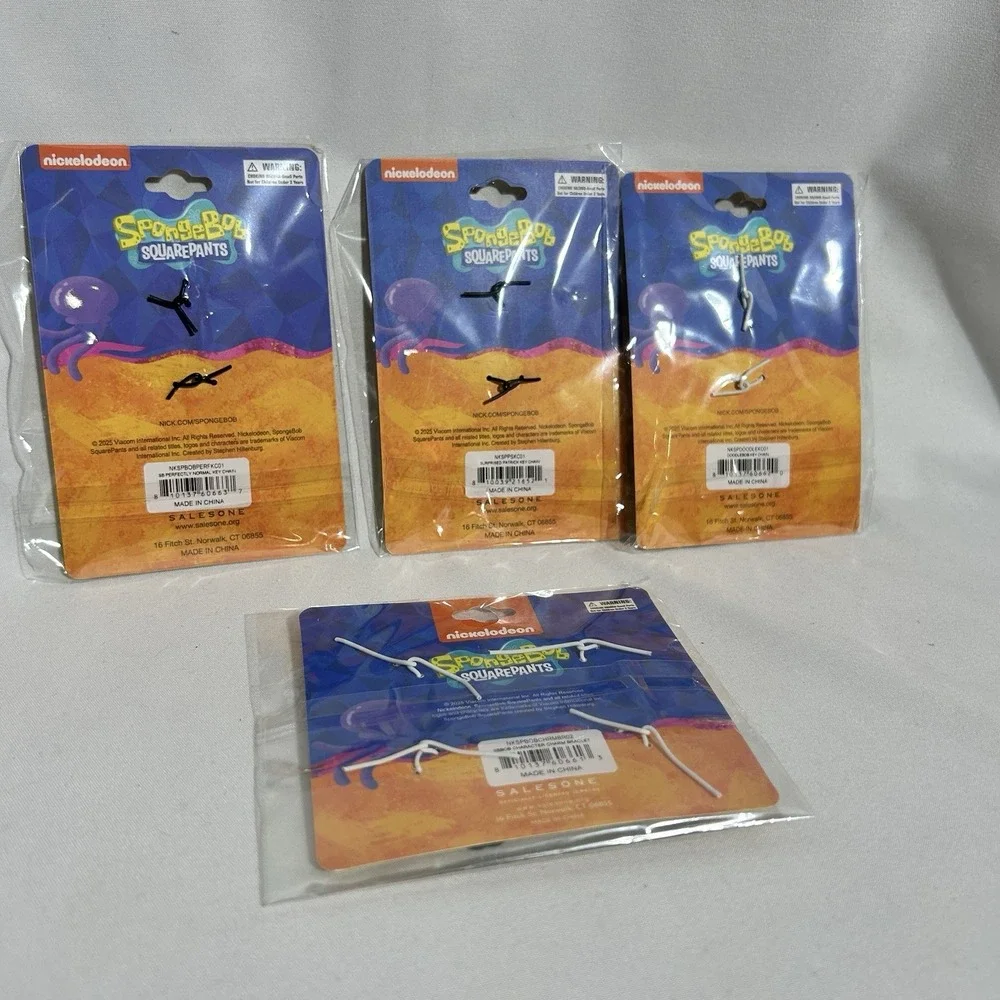 SpongeBob SquarePants Bundle w/ 3 Enamel & Metal‎ Keychains & 1 Charm Bracelet